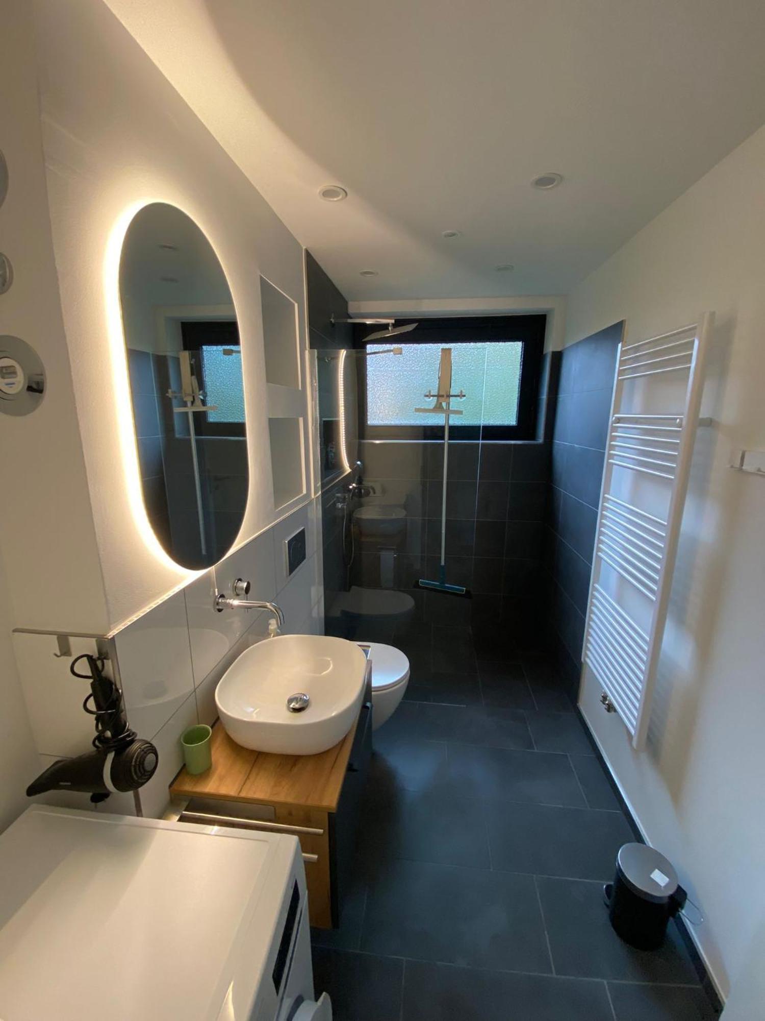 Moderne 2-Zimmer-Wohnung Mit Garten Hannover Exteriör bild